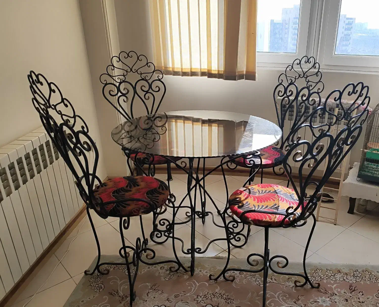 ناهارخوری فرفرژه|میز و صندلی غذاخوری|سهند, |دیوار