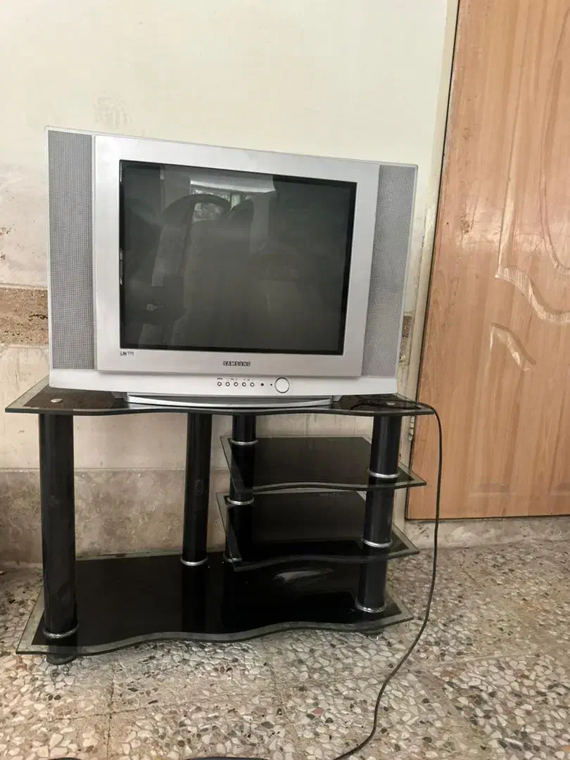 تلویزیون سامسونگ صفحه تخت نو،میز و دستگاه دیجیتال|تلویزیون و پروژکتور|کرمانشاه, |دیوار