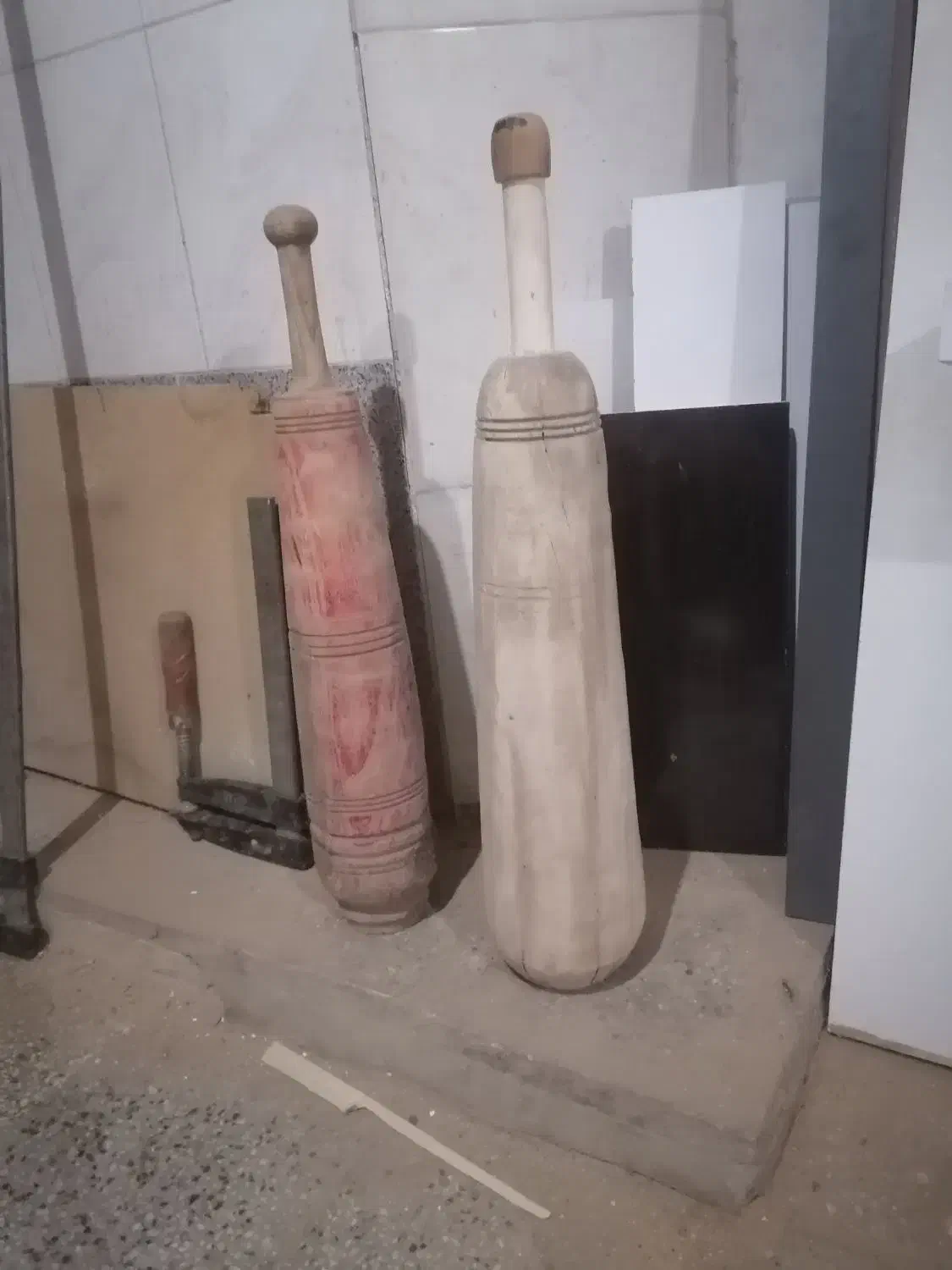 میل باستانی|تجهیزات ورزشی|تربت‌حیدریه, کاشانی|دیوار