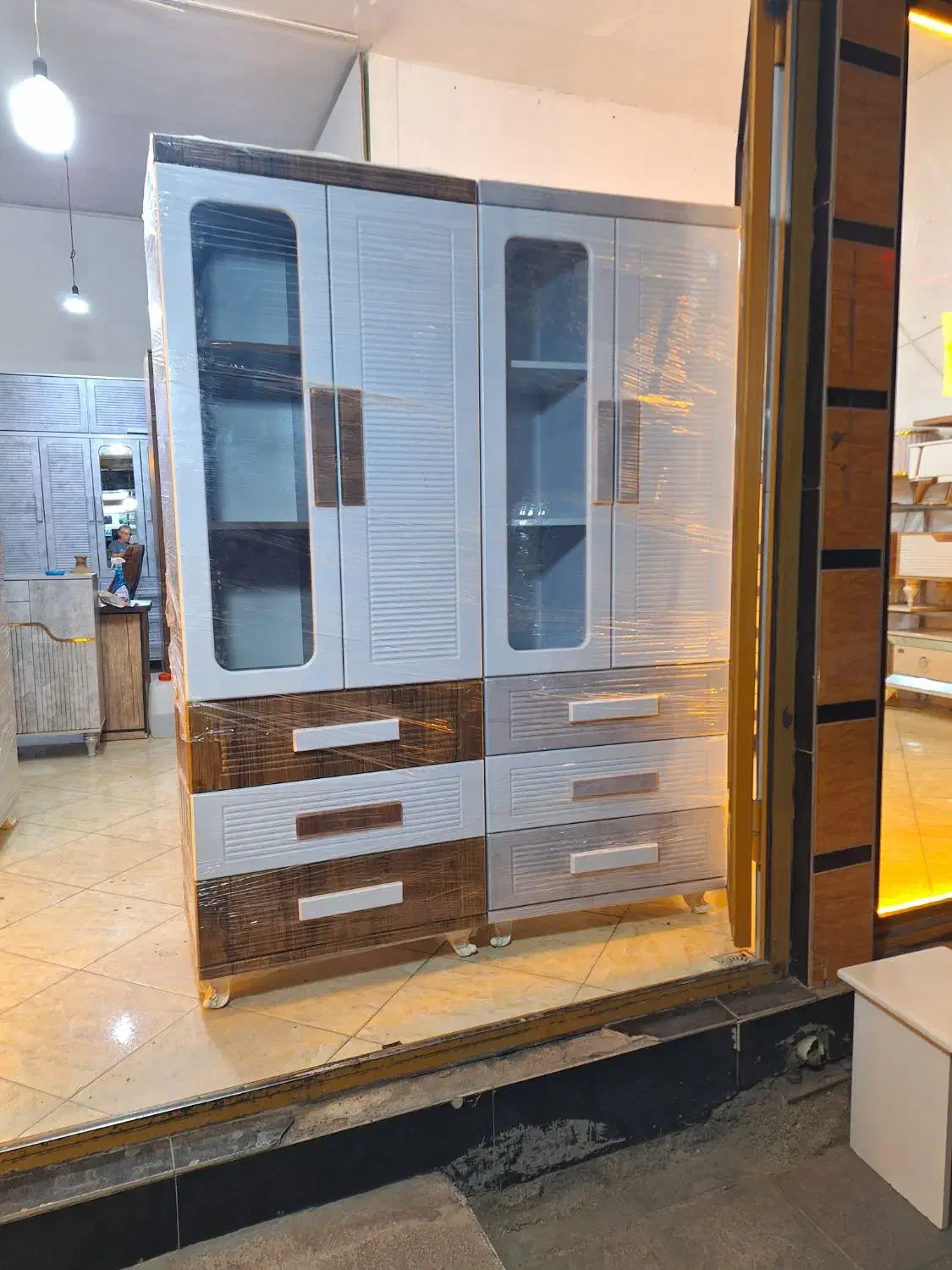 کمدسیسمونی|جاکفشی، کمد، دراور|ساوه, |دیوار