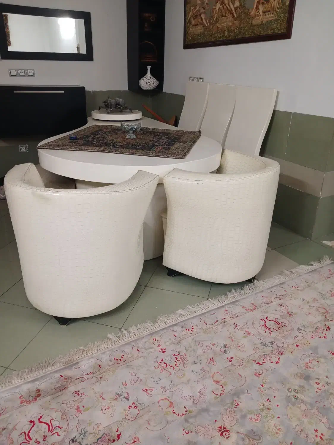 میزنهار خوری و صندلی و کمد چرخ خیاطی|فرش|جهرم, |دیوار