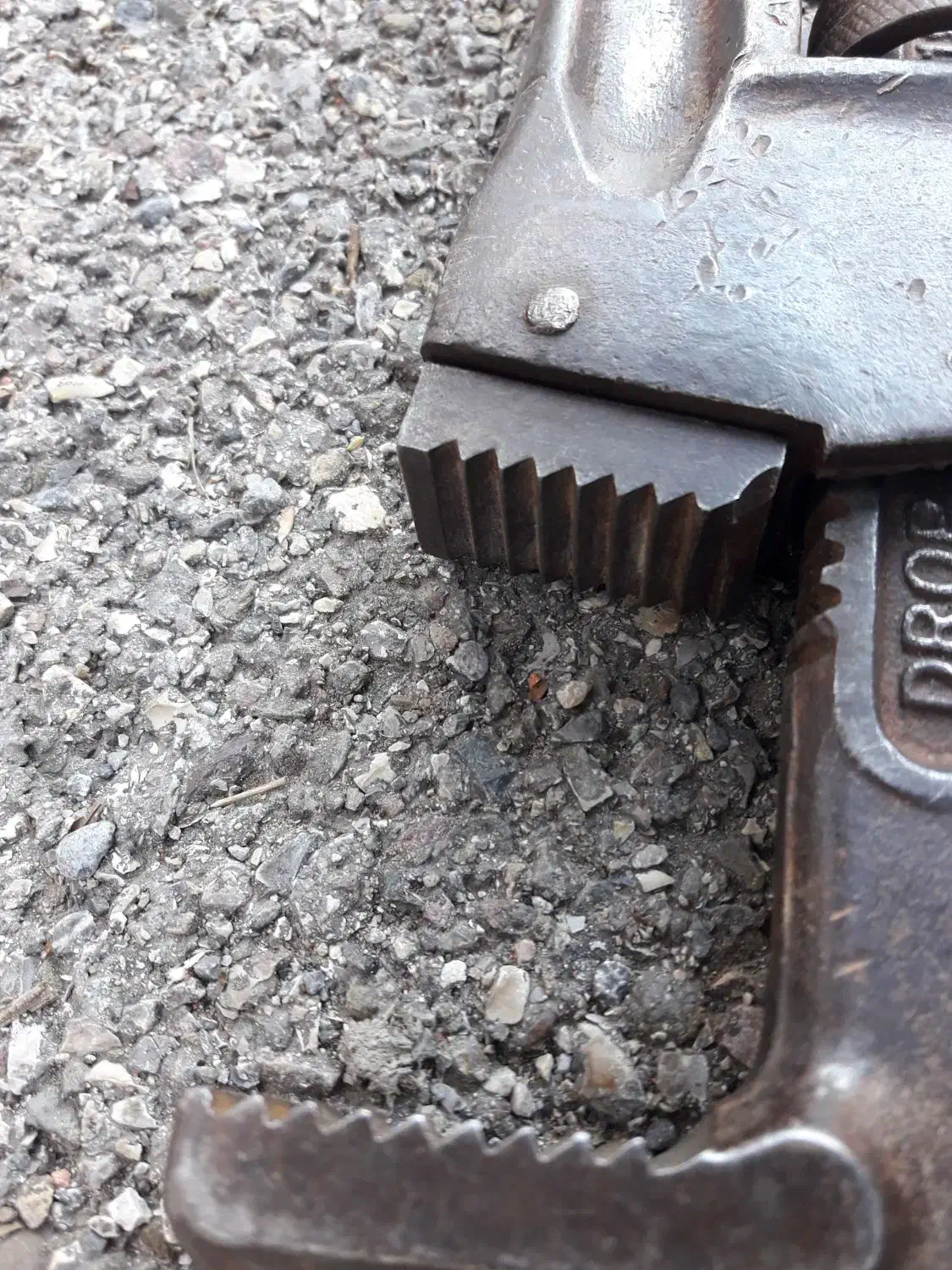 اچار لوله گیر شلاقی|ابزارآلات|قائم‌شهر, |دیوار