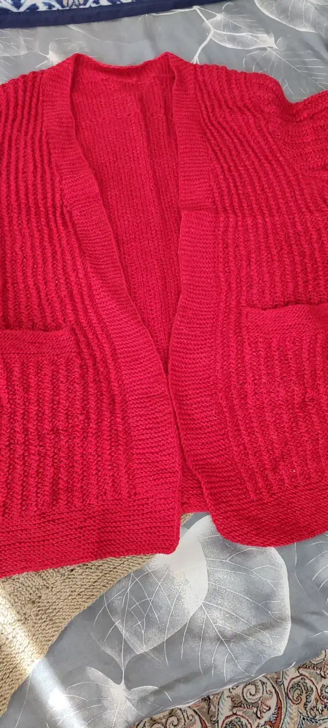 تعدادی ژاکت کرکی دست بافت تمیز وسالم|لباس|اصفهان, بهارستان (مخابرات)|دیوار