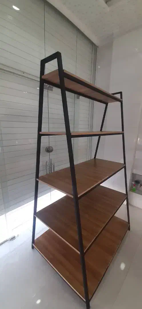 طبقه بندی آهنی با کفه mdf|فروشگاه و مغازه|دوگنبدان, |دیوار