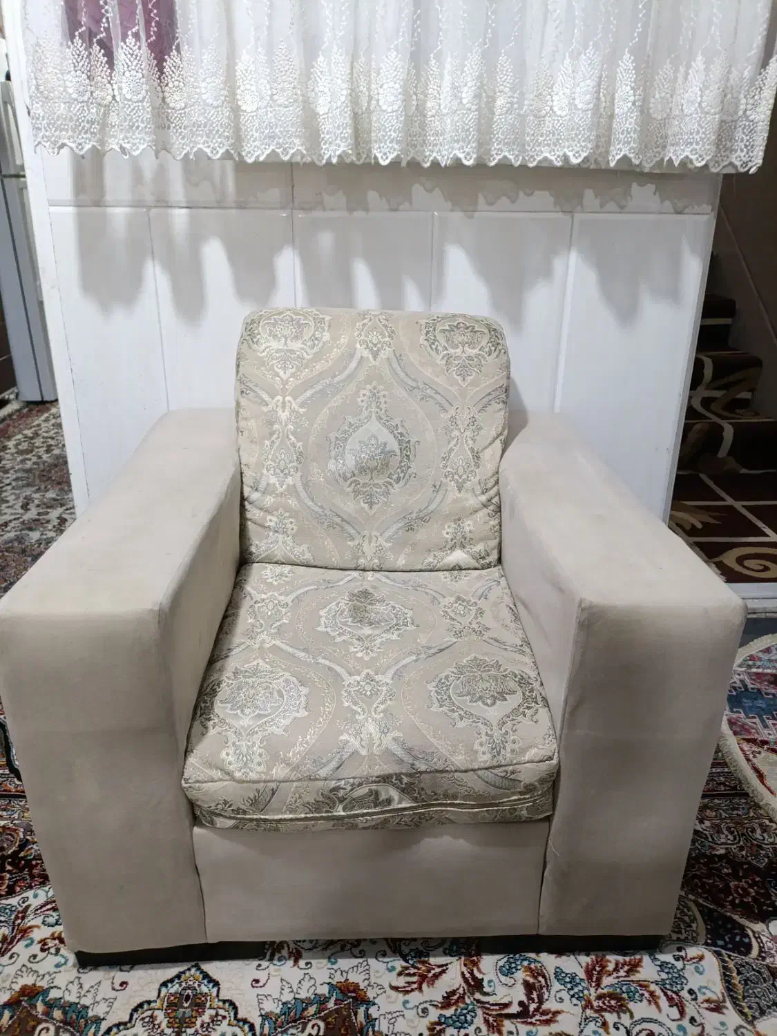 مبل راحتی|مبلمان خانگی و میز عسلی|قم, هنرستان|دیوار