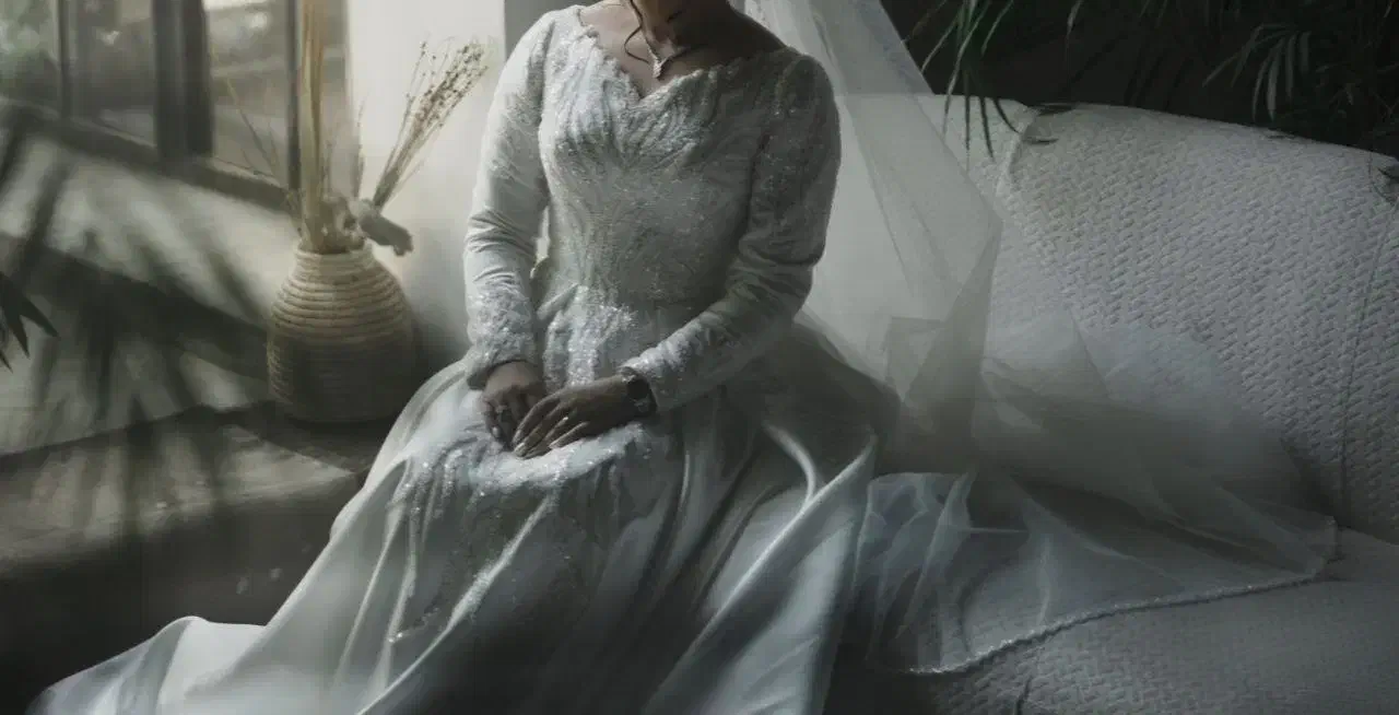 لباس عروس مزون دوز|لباس|اندیشه, اندیشه فاز ۴|دیوار