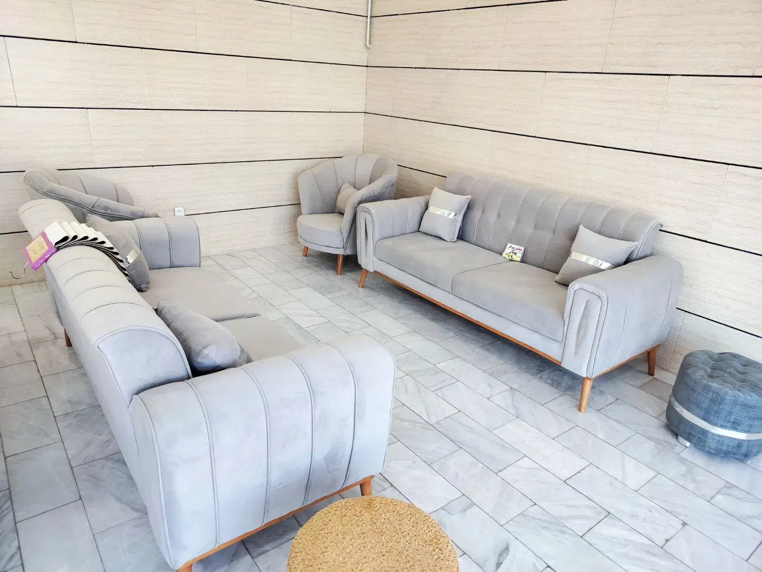 مبل راحتی آماده ارسال مستقیم بی واسطه|مبلمان خانگی و میز عسلی|ملایر, |دیوار