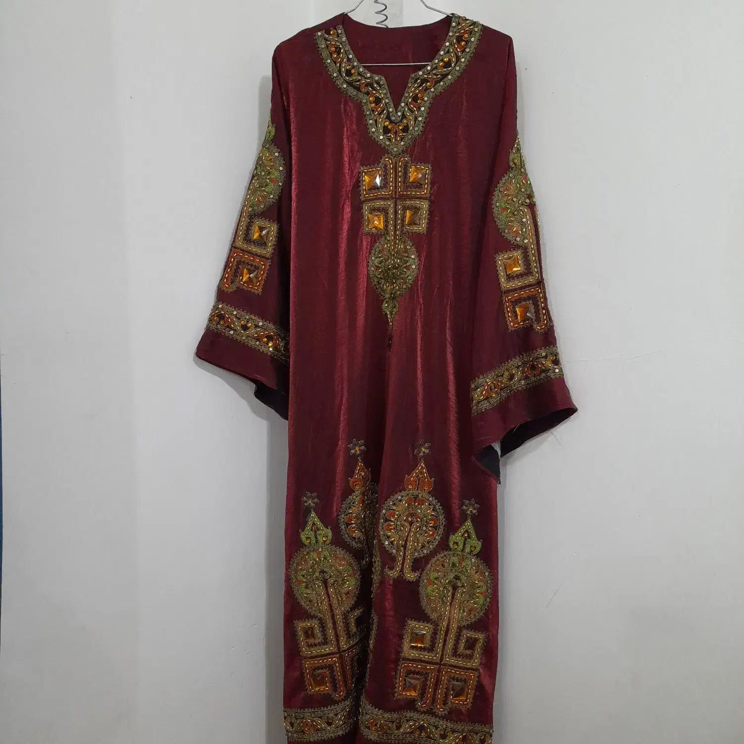 مخمل یلدایی|لباس|قم, عمار یاسر|دیوار