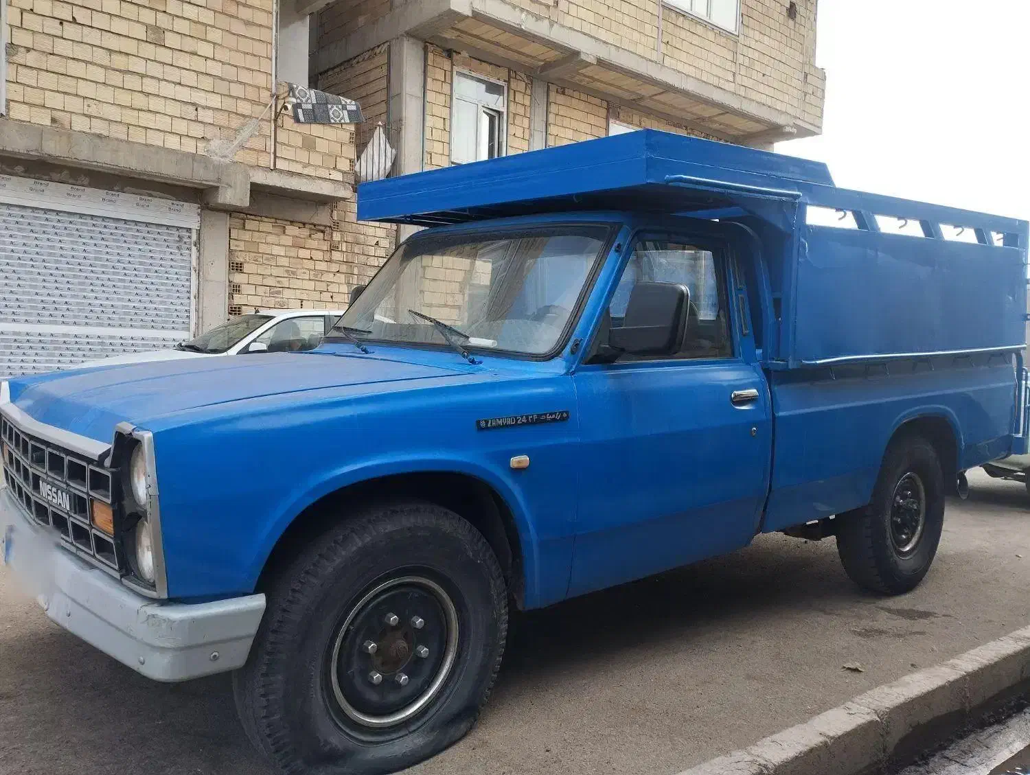 نیساندوگانهشرکتیتناژپایینمعاوضهباسواری|خودرو سواری و وانت|اقبالیه, |دیوار