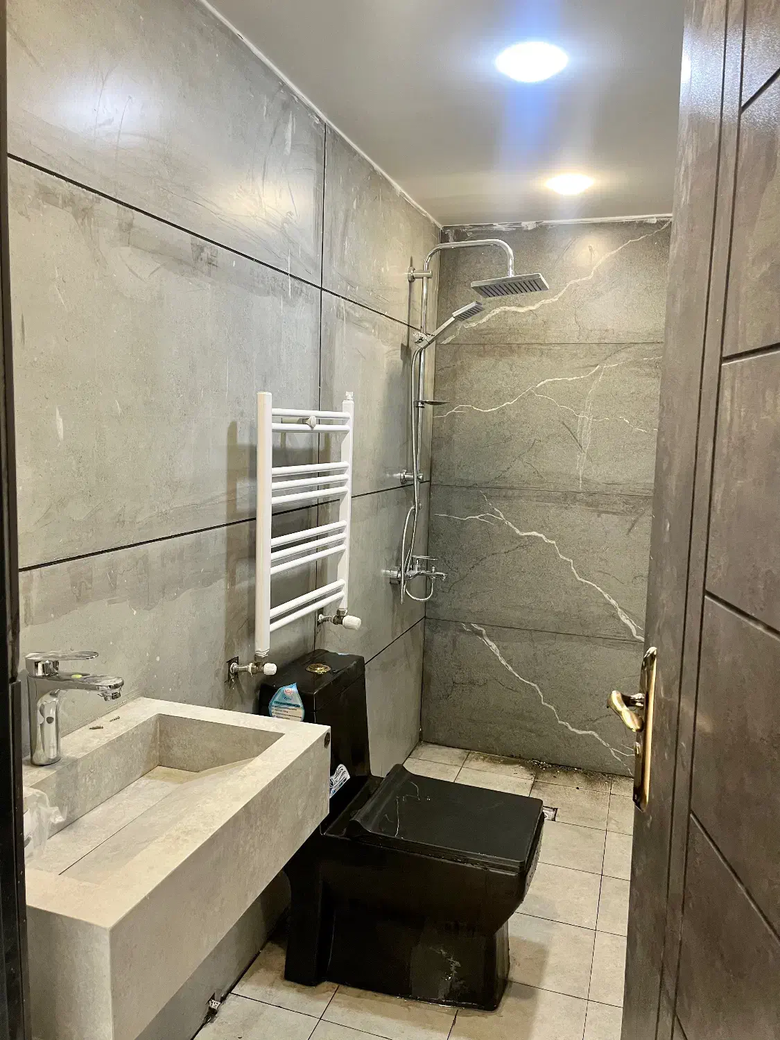 آپارتمان ۸۵ متری خیابان اشرفی اصفهانی|فروش آپارتمان|اصفهان, جاوان|دیوار