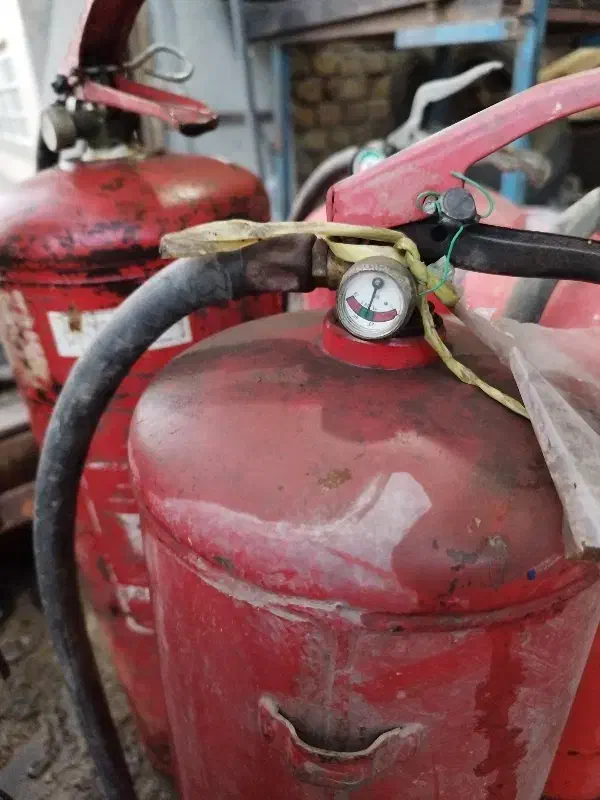 1عدد کپسول آتشنشانی 50کیلوی 5عدد 10کیلوی|ابزارآلات|صفادشت, |دیوار