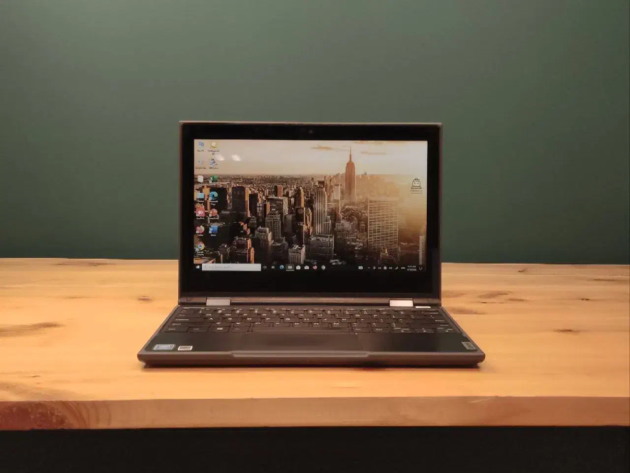 دستگاه فوق اقتصادی سبک و همه‌کاره Lenovo 300E|رایانه همراه|مشهد, ارشاد|دیوار