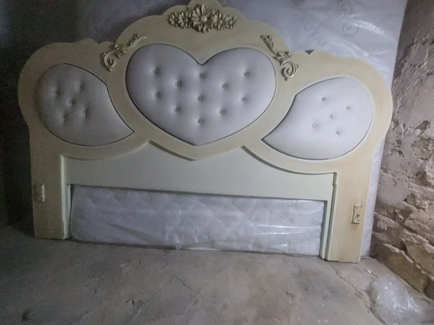 تشک و تخت خواب|تخت و سرویس خواب|فریدونشهر, |دیوار