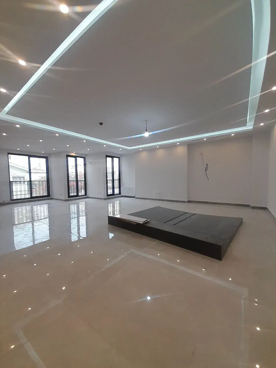 آپارتمان۱۸۰متری۳خوابه تک واحدی درمنظریه کوچه بهرام|فروش آپارتمان|رشت, منظریه|دیوار