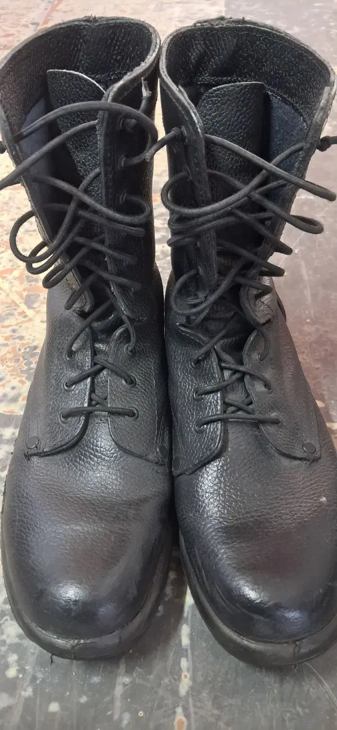 ۲عدد پونین سایز ۴۳ و ۴۴|کیف، کفش، کمربند|جهرم, |دیوار