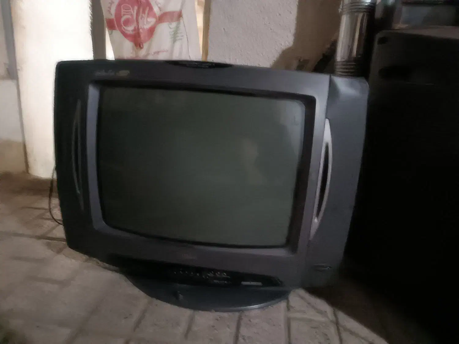 تلویزیون|تلویزیون و پروژکتور|مشهد, کارگران|دیوار