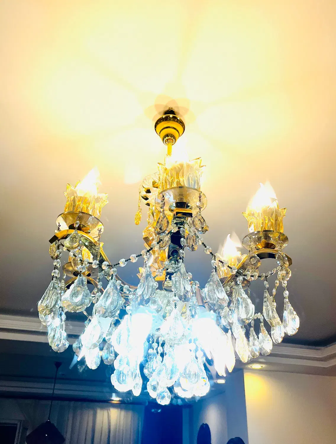 تلویزیون، لوستر، اباژور|تلویزیون و پروژکتور|تهران, جنتآباد جنوبی|دیوار