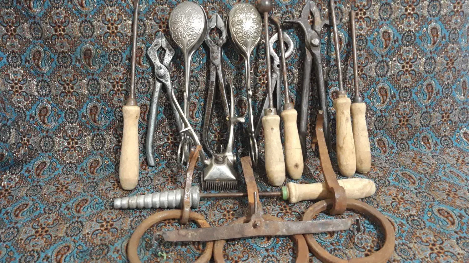 وسایل قدیمی سورمه دون|کلکسیون اشیاء عتیقه|کرمان, |دیوار