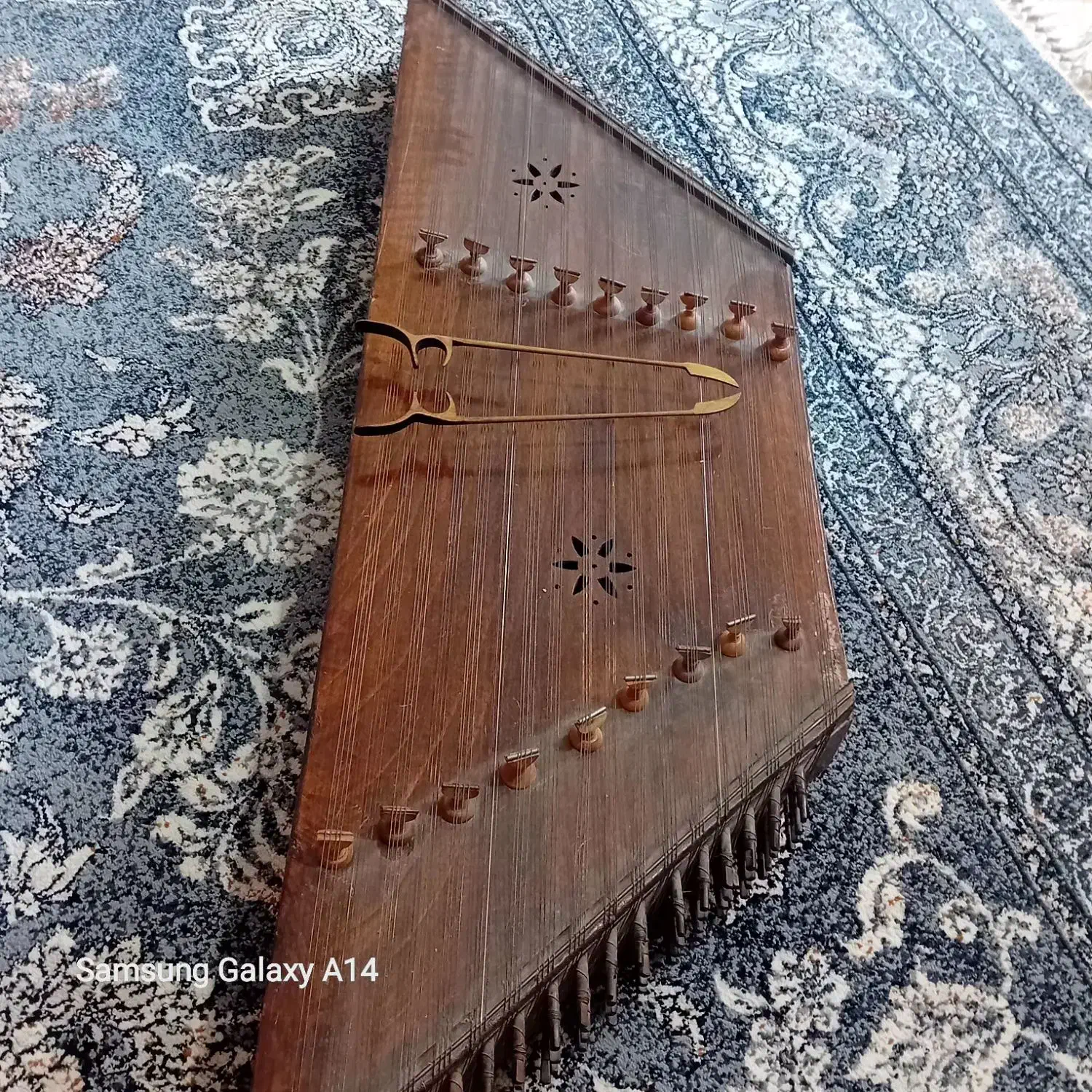 سنتور|سازهای سنتی|پرند, فاز ۵|دیوار