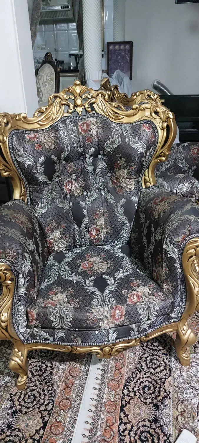 مبل استیل ۷ نفره سالم|مبلمان خانگی و میز عسلی|قم, باجک دو|دیوار