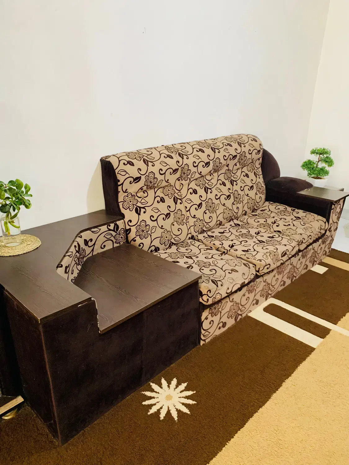 مبل کارکرده۷نفره|مبلمان خانگی و میز عسلی|لاهیجان, فیاض|دیوار