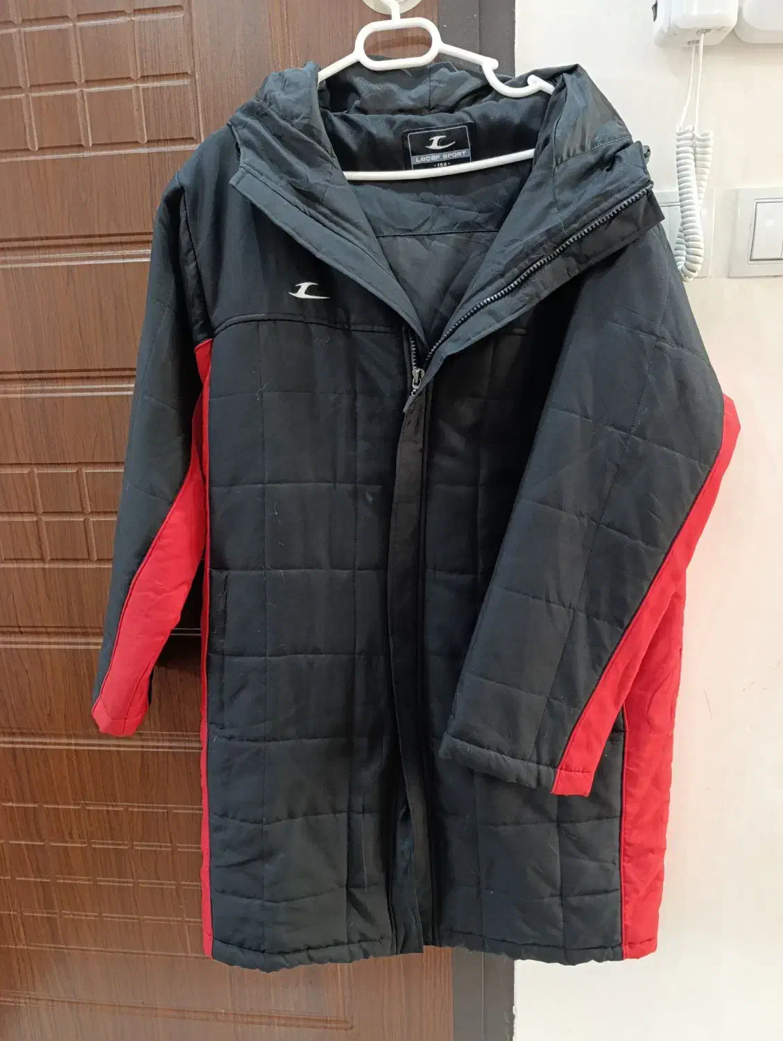 کاپشن استوک|لباس|تربتحیدریه, داروپخش|دیوار