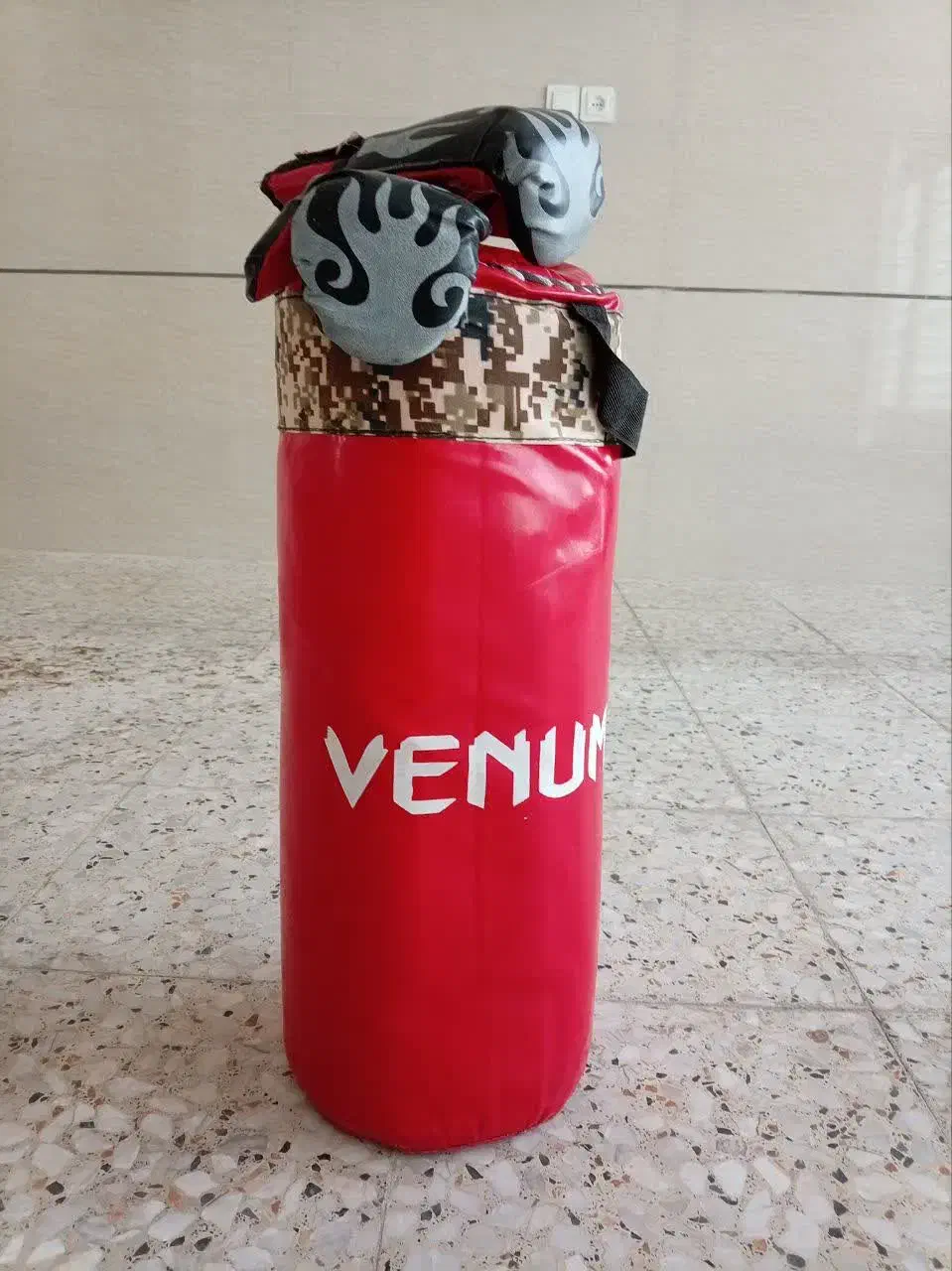 کیسه بوکس|تجهیزات ورزشی|برخوار, |دیوار