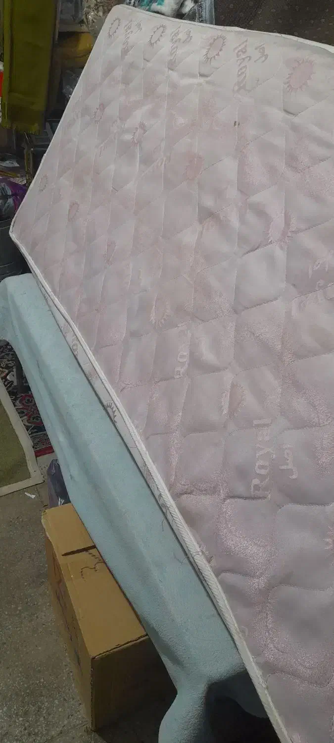 تشک تخت نوجوان مارک رویال اصل دست دوم تمیز|تشک تختخواب|نهاوند, |دیوار