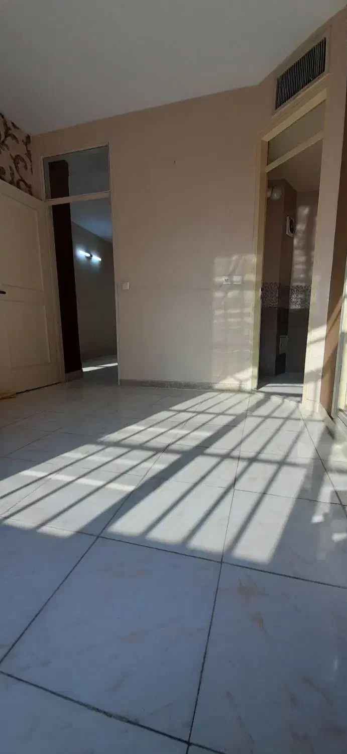 ۶۳ متر یک خواب/میدان ۷۷/خوش نقشه