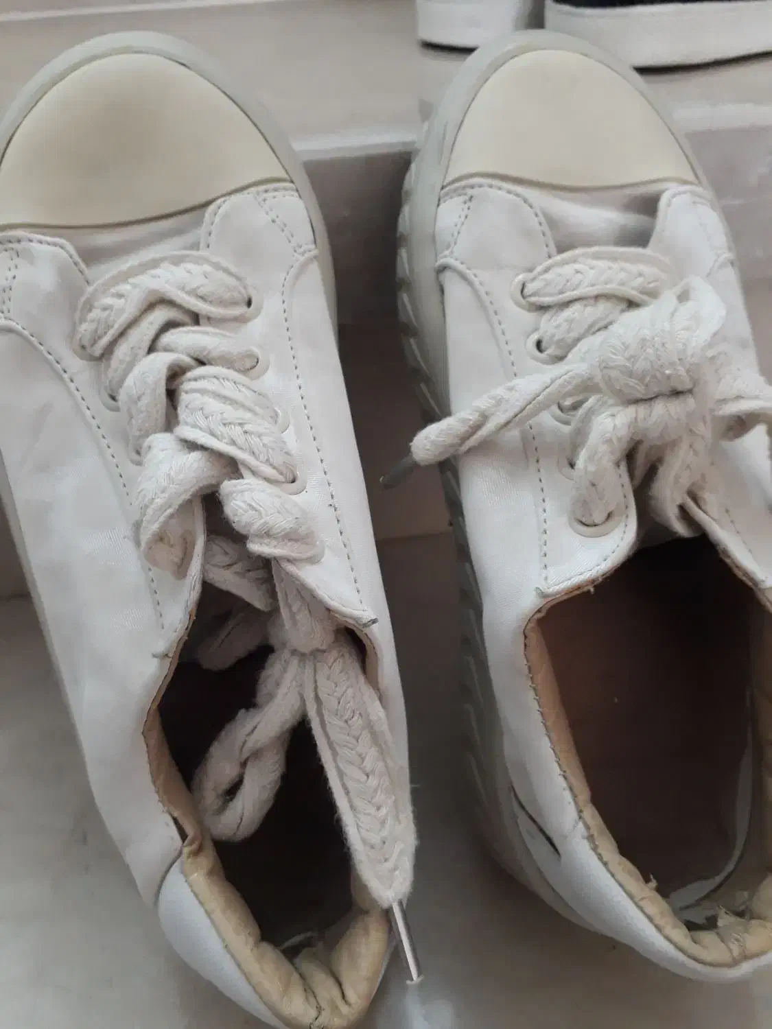 فروش تعدادی کفش دخترانه و مجلسی زنانه در حد نو|کیف، کفش، کمربند|حمیدیا, |دیوار