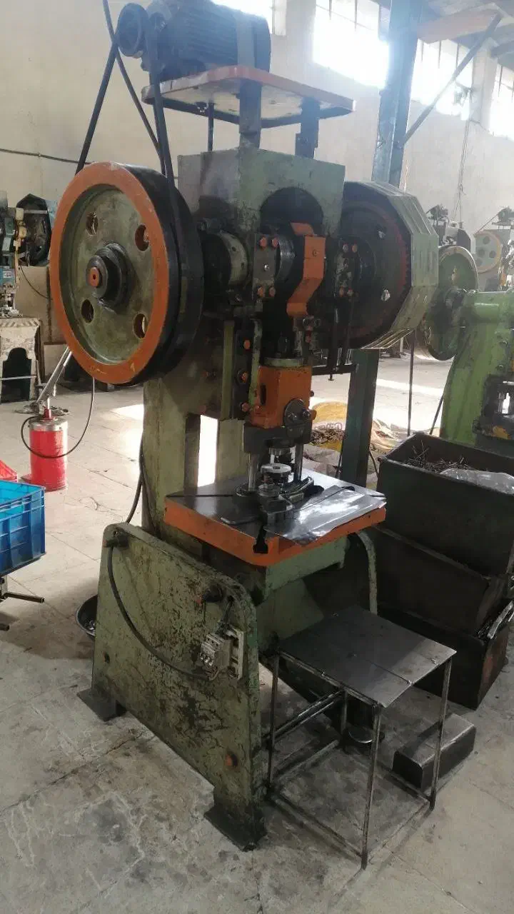 پرس ۶تن پرس ۲۵ تن|ماشین‌آلات صنعتی|پردیس, شهرک صنعتی کمرد|دیوار