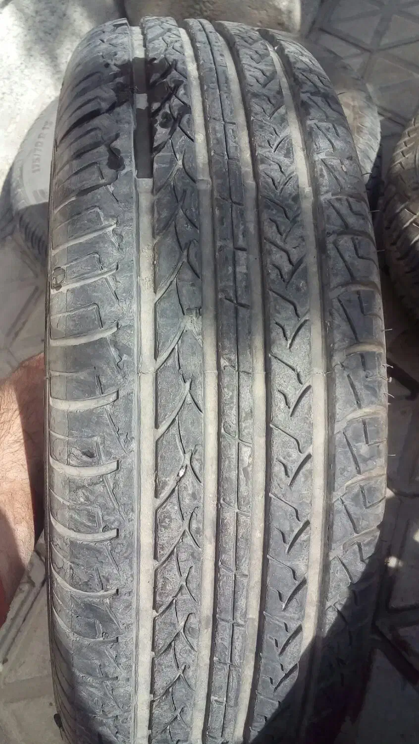 لاستیک پیکان تیبا دوو ریو وانت سایز 13|قطعات یدکی و لوازم جانبی|شاهینشهر, حاجی آباد|دیوار