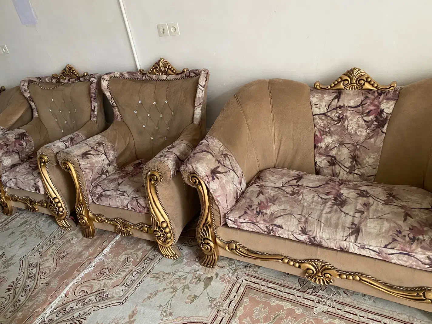 کمد، بوفه، مبل|مبلمان خانگی و میز عسلی|آبیک, |دیوار