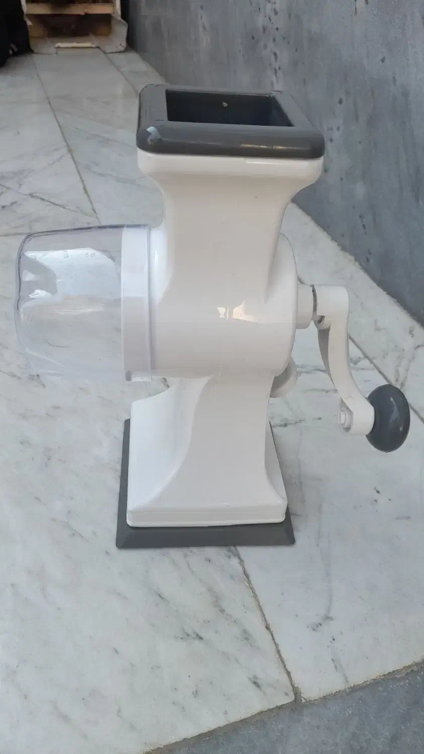 خرد کن دستی سه رنده|خردکن، آسیاب، غذاساز|اردبیل, |دیوار