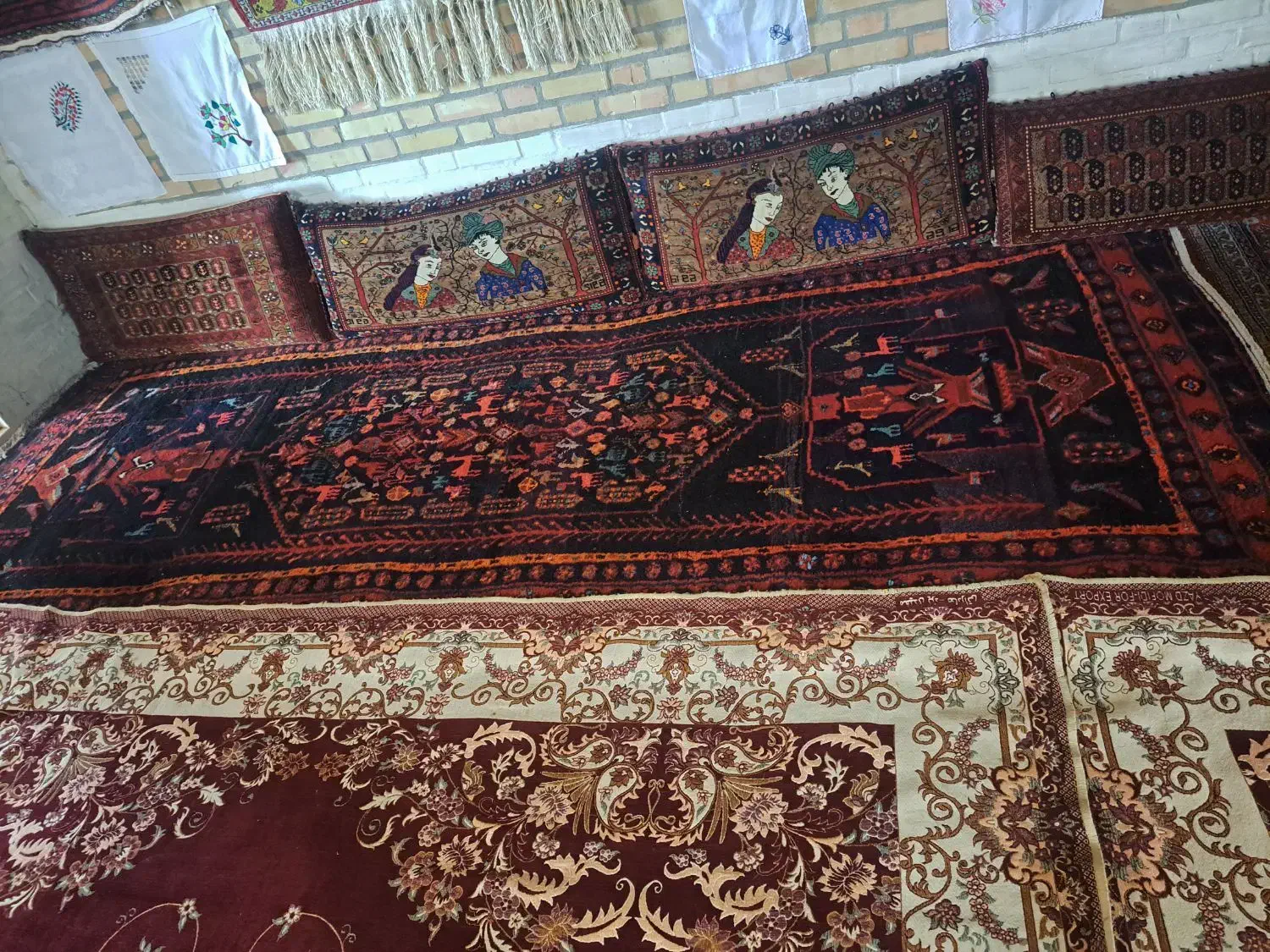 فرش دستبافت|فرش|تربت جام, ترکمن ها|دیوار