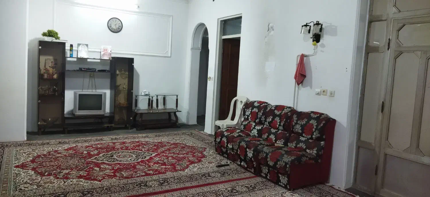 اجاره کوتاه مدت ویلایی|اجارهٔ کوتاه‌مدت آپارتمان و سوئیت|قائم‌شهر, |دیوار