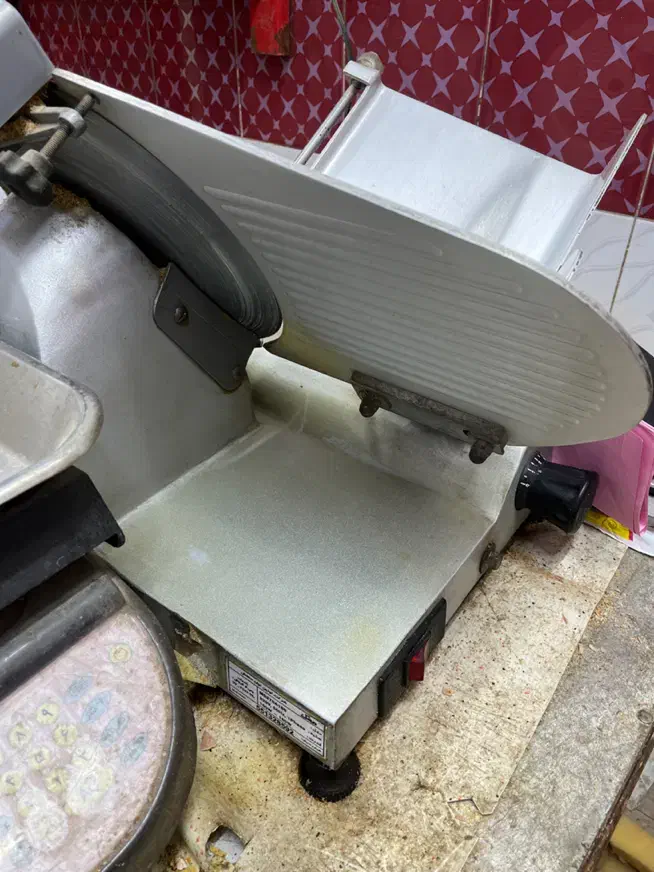 فروش دستگاه کالباس بر محک|فروشگاه و مغازه|بندر امام خمینی, |دیوار