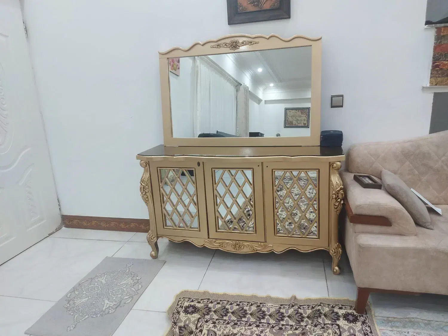 آیینه و کنسول|بوفه، ویترین، کنسول|چمستان, |دیوار