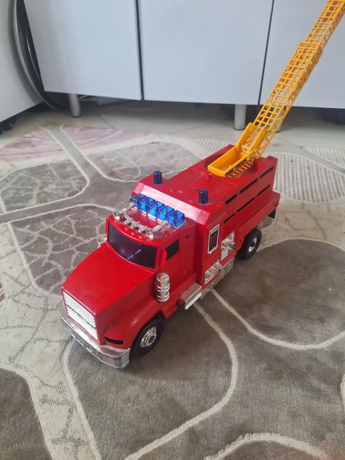 یک عدد ماشین اتش نشانی|اسباب‌‌بازی|تهران, افسریه شمالی|دیوار