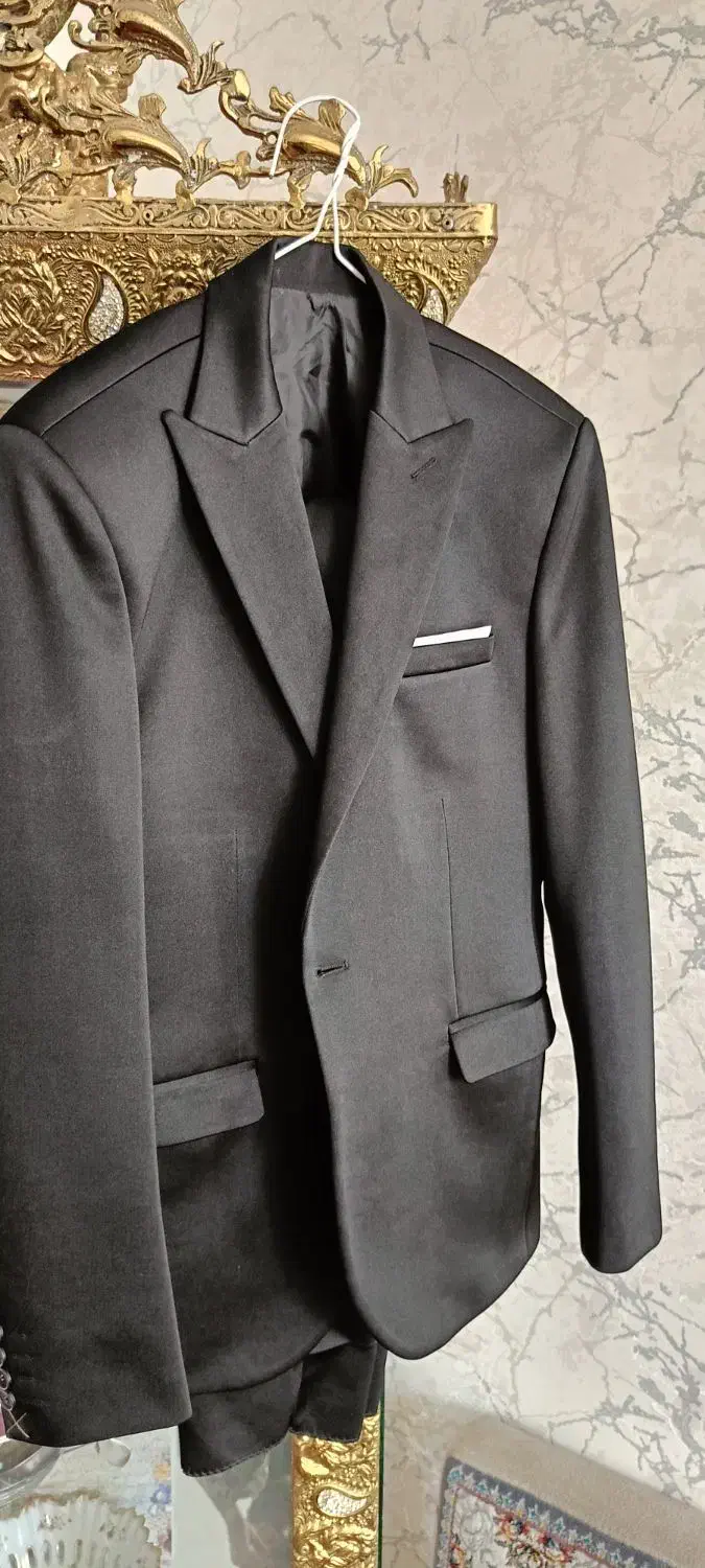 کت و شلوار|لباس|اهر, |دیوار