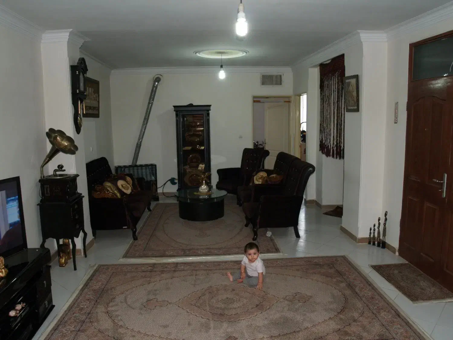 آپارتمان تک واحدی محله چمران ۱ محمدشهر|اجارهٔ آپارتمان|محمدشهر, شهرک چمران|دیوار