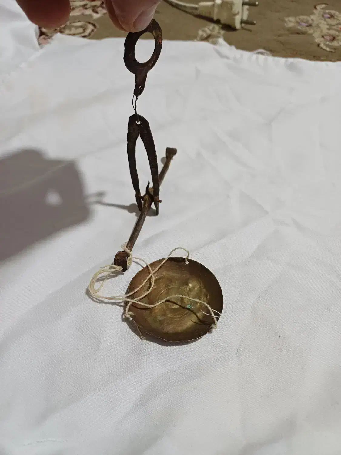 ترازو عتیقه|کلکسیون اشیاء عتیقه|تربت جام, پاسداران|دیوار