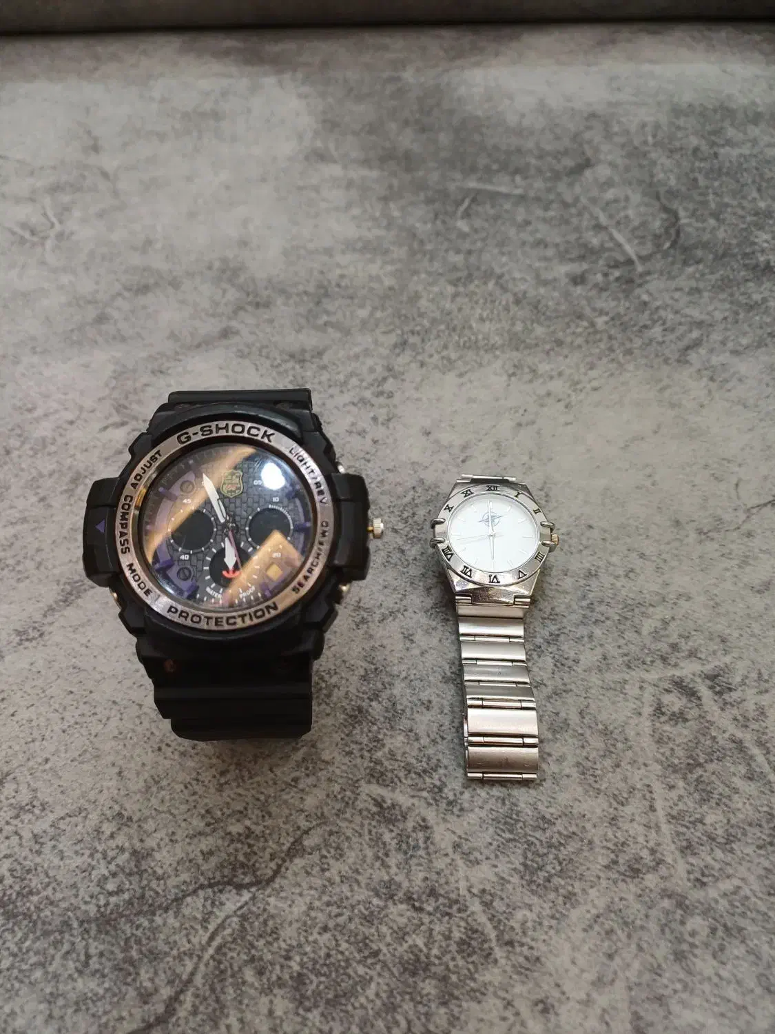 دو عدد ساعت|ساعت|خرم‌آباد, |دیوار