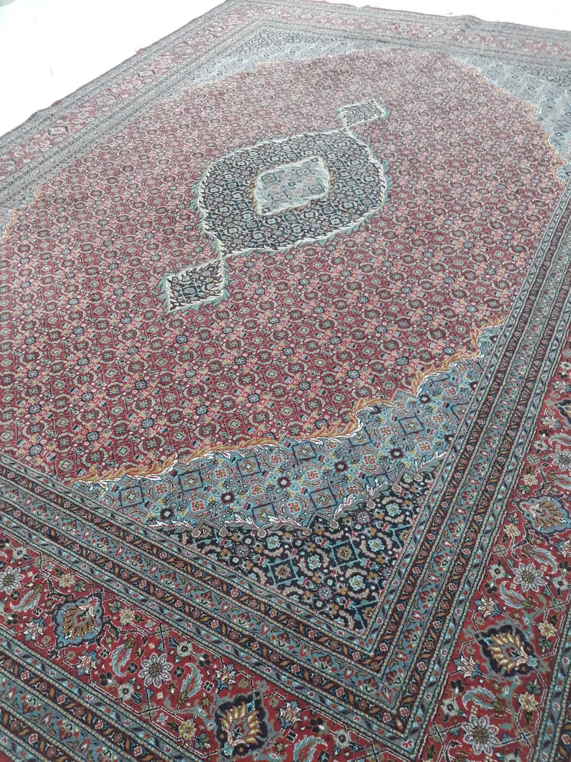 فرش ریزماهی ۵۰۰شانه|فرش|شیروان (خراسان), |دیوار