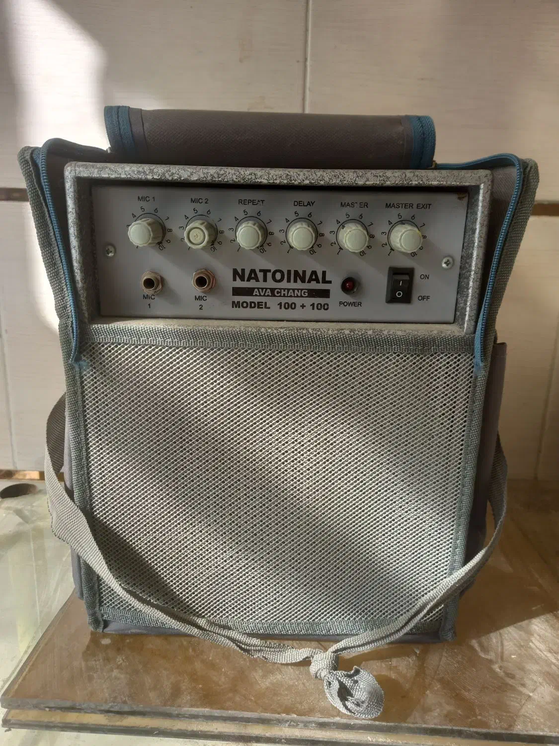 اکوی همراه|پخش‌کننده همراه|پیشوا, |دیوار