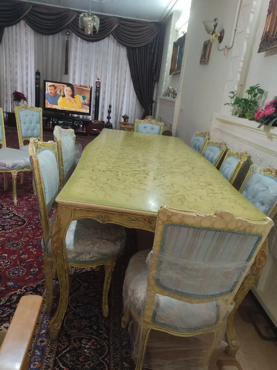 مبل ومیز درحدنو|مبلمان خانگی و میز عسلی|شیراز, دانشکده دامپزشکی شیراز|دیوار