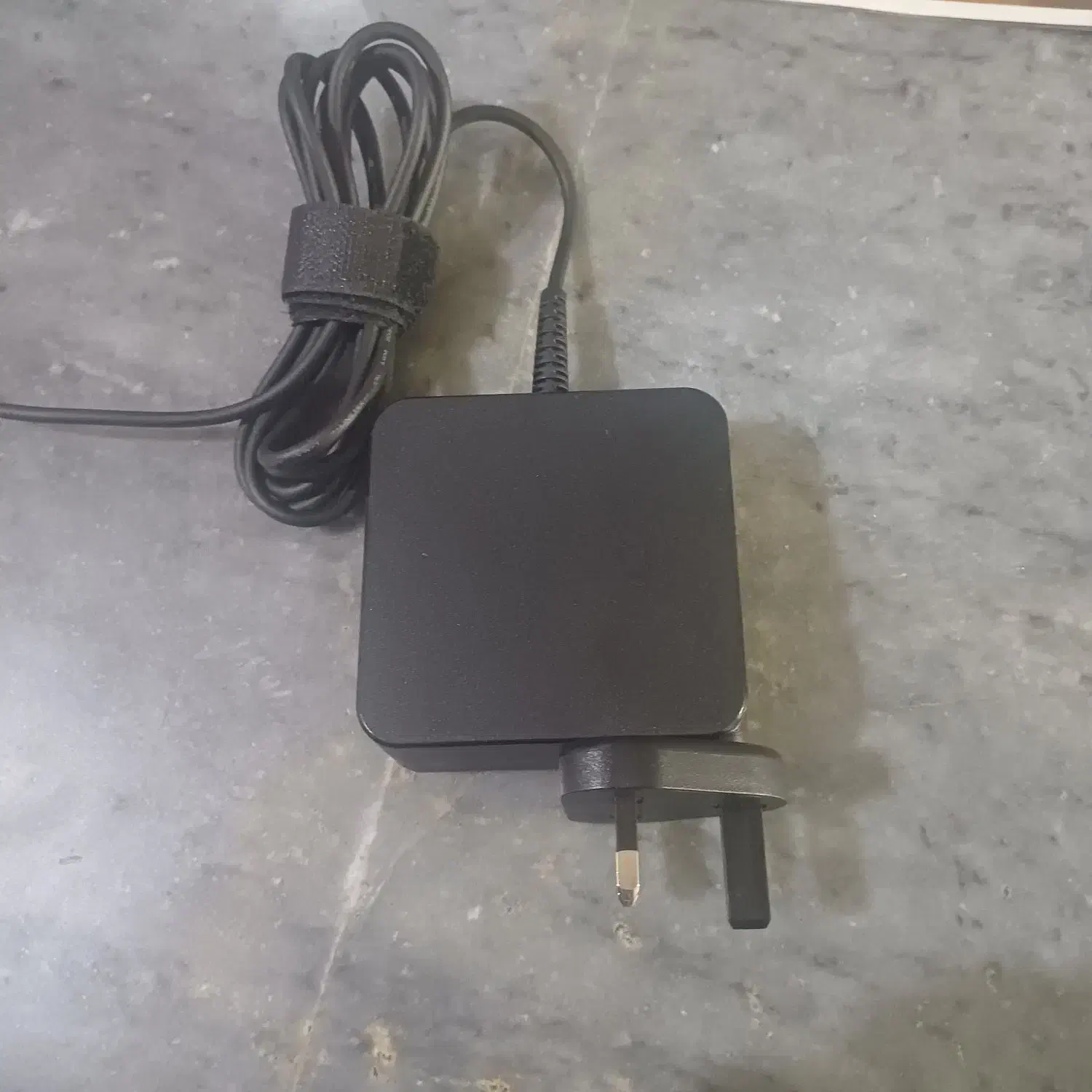 شارژر لنوو|قطعات و لوازم جانبی رایانه|اسلامشهر, شهرک سعیدیه|دیوار