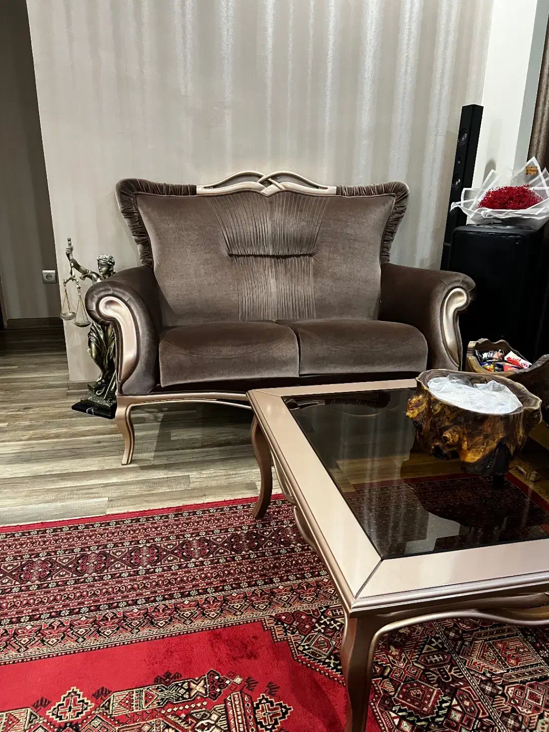 مبل شرکت آیسا|مبلمان خانگی و میز عسلی|تهران, بنی‌هاشم|دیوار