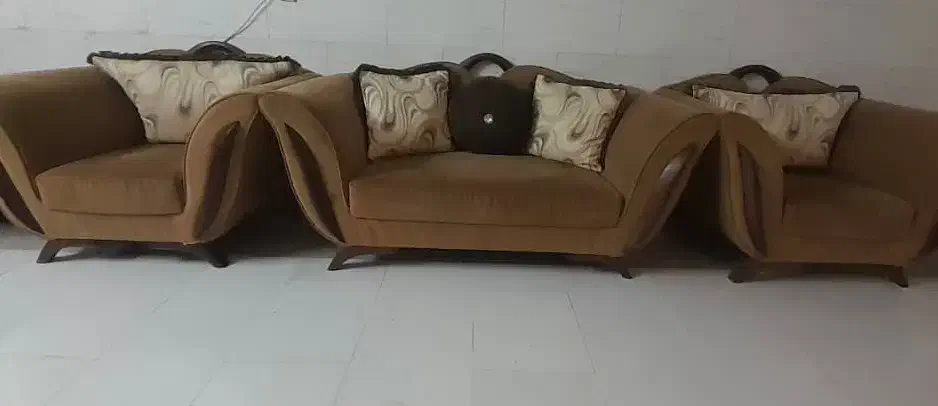 مبل قیمت مناسب|مبلمان خانگی و میز عسلی|یزد, |دیوار