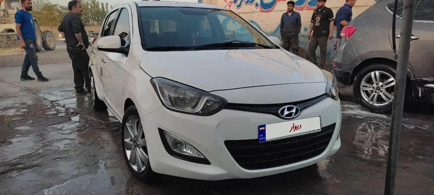 هیوندا    i20   مدل ۲۰۱۵|خودرو سواری و وانت|مشهد, حجت|دیوار
